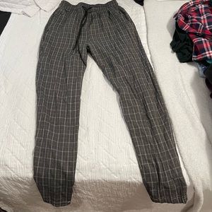 Plaid gray pants